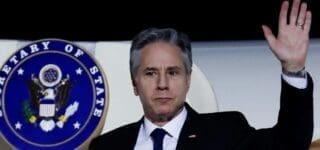 Au cours de ce déplacement, le chef de la diplomatie américaine «mettra l’accent sur un partenariat économique tourné vers l’avenir ainsi que sur la manière dont les Etats-Unis investissent dans les infrastructures en Afrique pour stimuler le commerce bilatéral, créer des emplois et aider le continent à être compétitif sur le marché international», souligne le communiqué publié par le Département d’Etat, jeudi 18 janvier.