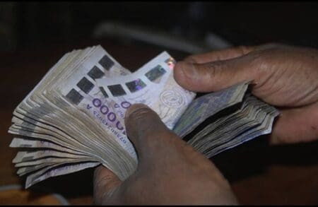 Au Nigeria comme au Ghana, ce regain d'intérêt s'explique pour les mêmes raisons : la facilité de conversion et la stabilité relative de la valeur du franc CFA.