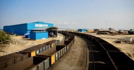Bien que la moitié de l'électricité du Gabon soit produite par des sources renouvelables, sa pénétration de l'énergie solaire photovoltaïque est faible. Le projet d'OMP s'inscrit dans une perspective plus large, contribuant à l'établissement d'un équilibre énergétique solaire commercial et industriel dans le pays.