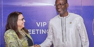 Commentant le partenariat avec la Banque Mondiale, le Président de Smart Africa, M. Lacina Koné, a souligné : "Au cœur de la transformation numérique se trouve la nécessité de combler le déficit de compétences numériques de la main-d'œuvre actuelle et future de notre continent. Aujourd'hui, j'ai le plaisir d'annoncer que SADA, notre outil de renforcement des capacités, est prêt à franchir une nouvelle étape grâce à notre principal partenaire de développement, la Banque Mondiale".