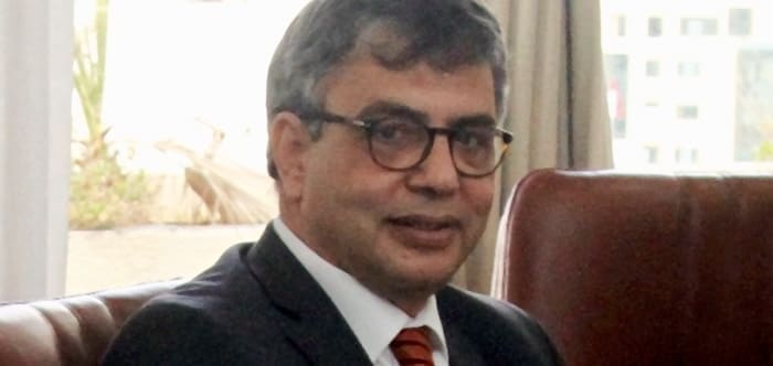 Tunisie : Un nouveau gouverneur pour la Banque Centrale Le nouveau gouverneur qui a prêté serment ce jeudi matin devant le Président de la République, avait siégé au sein du Conseil d’administration de la BCT et avait été auparavant membre, durant trois mandats, du Conseil économique et social ainsi que du Conseil d’analyse économique.