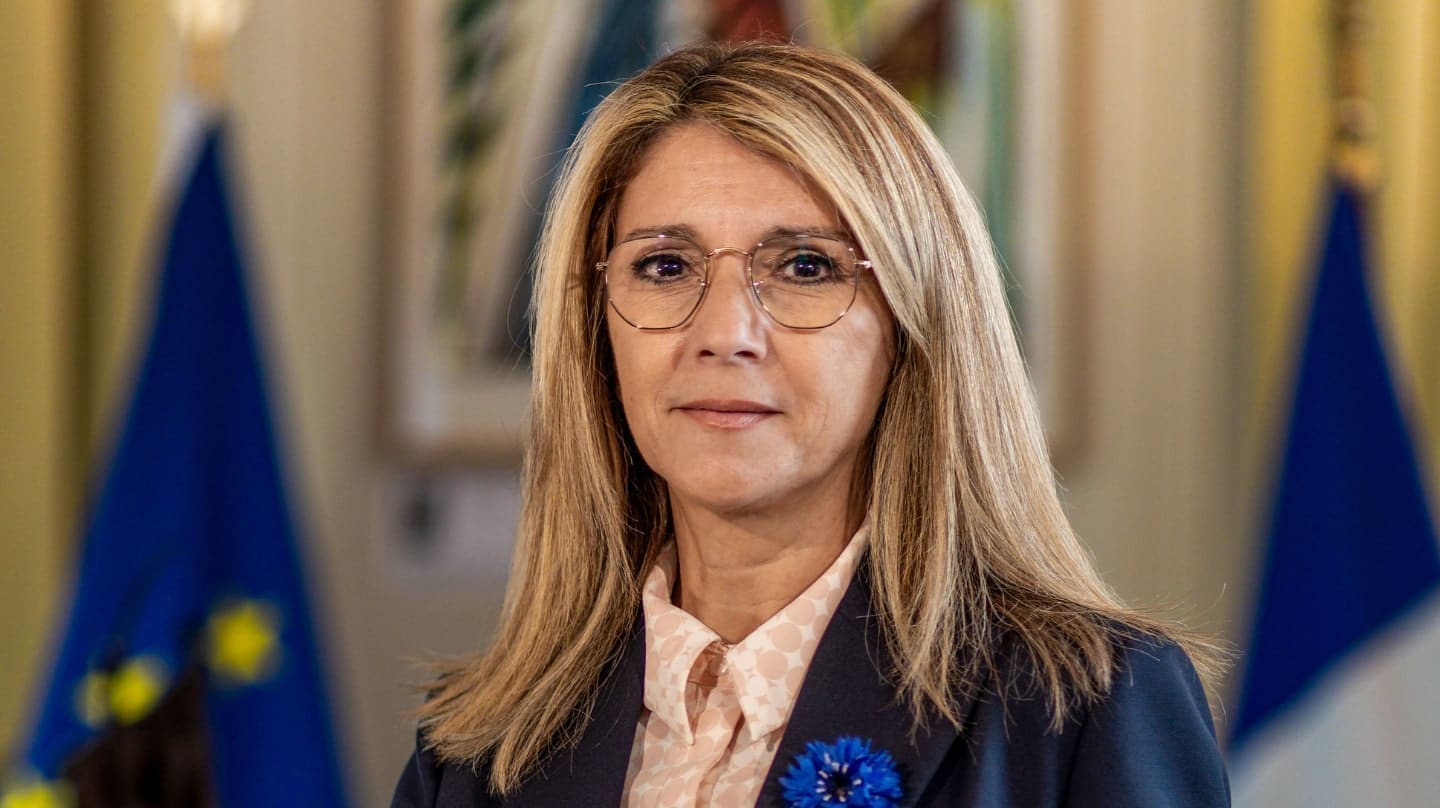 Patricia Mirallès : La Secrétaire d’Etat chargée des Anciens combattants et de la Mémoire facilite les recherches sur Louis-Marie Pellé, ce héros oublié du Finistère En faisant œuvre de transition, se consacrer à l'information, la médiation et la promotion du patrimoine mémoriel et culturel permet d’atténuer la mémoire des conflits conformément à la devise de l’UNESCO : «C’est dans l’esprit des femmes et des hommes que doivent être élevées les défenses de la paix.»