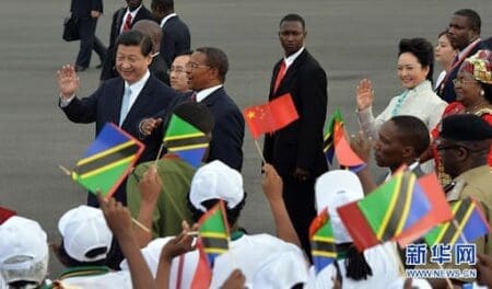 Deux pays africains figurent dans le Top 5 des pays ayant connu la plus forte croissance des engagements globaux de la Chine en 2023, à la fois sous forme d’investissements et de contrats de construction d’infrastructures dans le cadre de l’Initiative des Nouvelles routes de la soie en 2023 : la Namibie et la Tanzanie (+415 %).