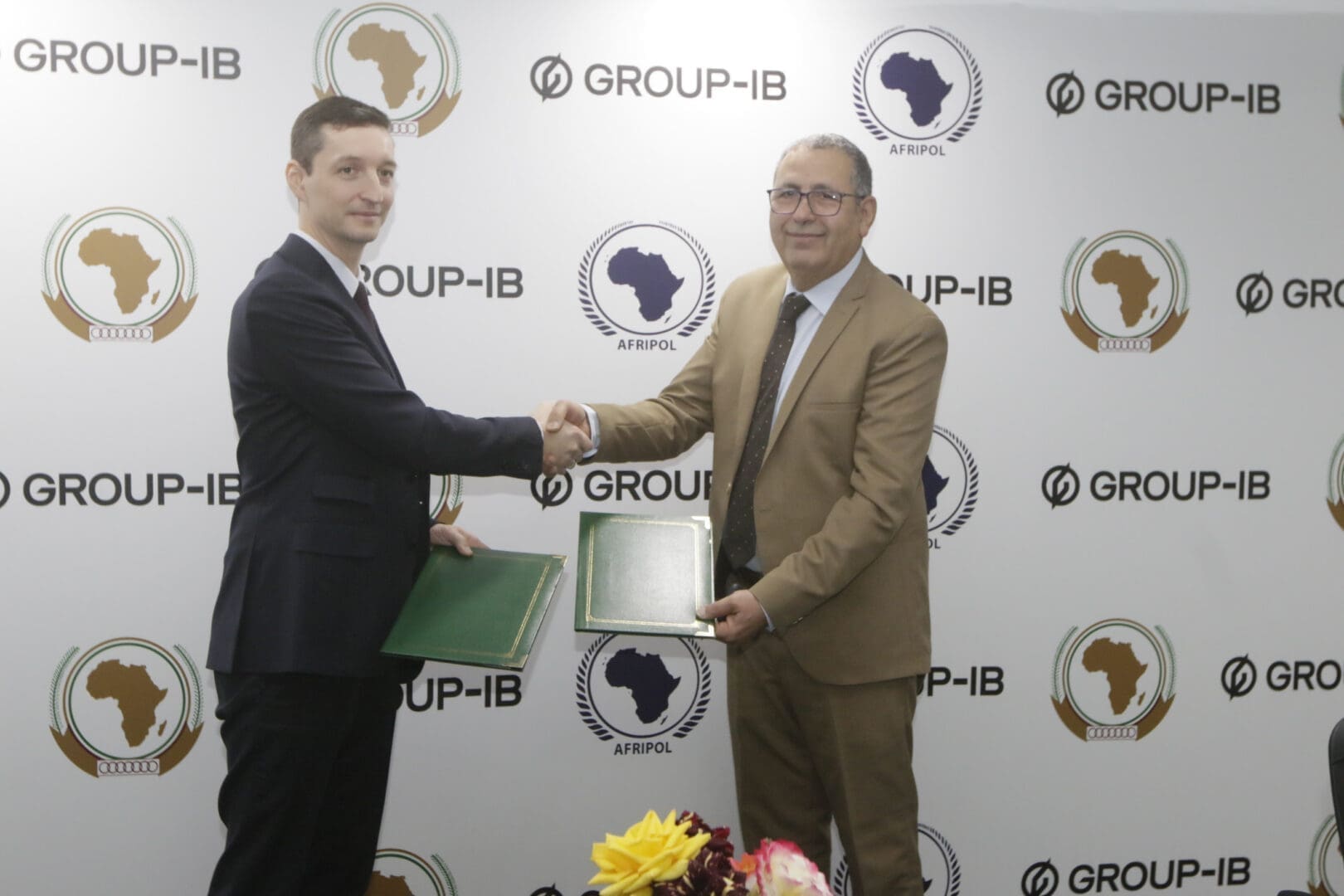 Aligné sur leur engagement mutuel dans la lutte contre la cybercriminalité, le partenariat entre AFRIPOL et Group-IB, vise à renforcer la cybersécurité à travers l'Afrique. Ceci sera réalisé en échangeant des renseignements sur les menaces, en partageant des informations sur les cybercriminels et leurs réseaux, et en menant des enquêtes et des opérations collaboratives contre la cybercriminalité sur le continent africain. « Group-IB partagera ses avancées technologiques et ses connaissances spécialisées en matière de cyber-enquêtes, d'ingénierie et de gestion des incidents avec AFRIPOL au profit des États africains, pour lutter efficacement contre la cybercriminalité à l'échelle du continent », indique un communiqué d’AFRIPOL.