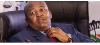 Afrique du Sud : Dan Marokane pour sauver Eskom Marokane a précédemment occupé le poste de cadre supérieur d'Eskom pendant cinq ans, jusqu'en 2015. Il revient après un passage chez Tongaat Hulett, où il a tenté de sauver la société sucrière après un scandale comptable qui l'a finalement placée sous la protection de la loi sur les faillites.