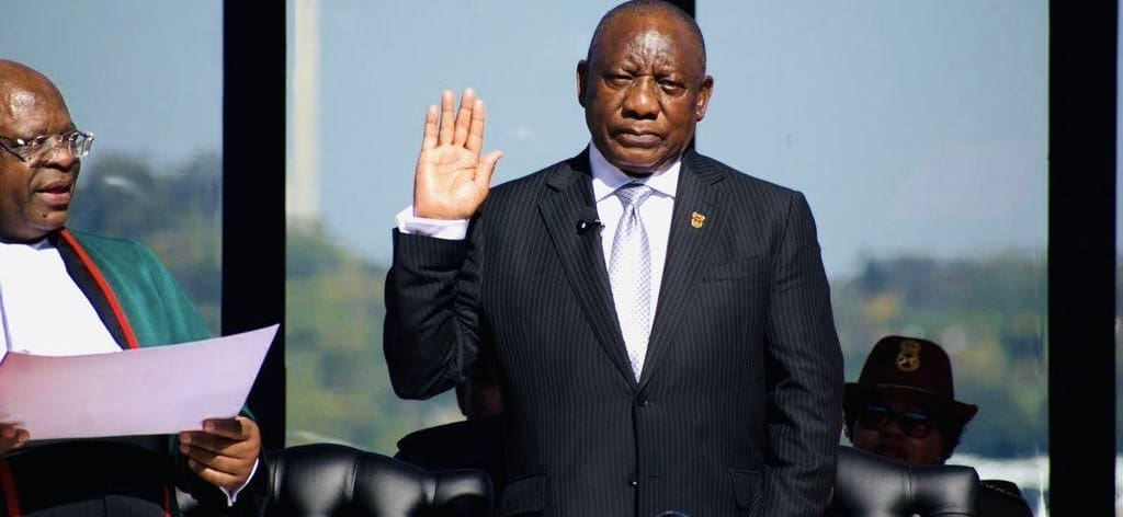 Afrique du Sud : Le Président Ramaphosa investi pour un second mandat L'ANC souhaitait initialement que l'audience disciplinaire de Zuma ait lieu à Luthuli House à Johannesburg, juste avant les élections générales, mais il a été contraint de l'annuler en raison des craintes d'une confrontation entre ses partisans et ceux du parti MK.