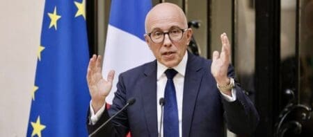 «Nous avons besoin d’une alliance avec le RN», a expliqué le président de LR et député des Alpes-Maritimes dans le JT de TF1. Une prise de position immédiatement saluée par Marine Le Pen.