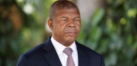 Le chef de l’État angolais arrivera mercredi 26 juin, dans l’après-midi à Abidjan où il sera accueilli par les autorités ivoiriennes à l’aéroport international Félix Houphouët-Boigny avant d’entamer sa visite officielle.