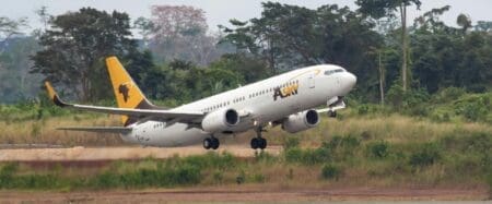 Transport aérien : ASKY confie sa représentation commerciale à APG "Nous sommes très honorés de représenter ASKY en France et à Monaco. Notre équipe expérimentée s'engage à fournir un service optimal, et à favoriser la croissance d'ASKY sur ces marchés clés", déclare Oumar Kouyaté - Directeur d'APG Central West Africa. "Nous nous réjouissons d’avoir choisi APG comme représentant commercial général en France et à Monaco. Cette collaboration commerciale marque une étape importante dans le renforcement de notre présence sur ces marchés majeurs. Nous sommes convaincus que l’étendue du réseau, et l'expertise d'APG stimuleront notre croissance, et offriront à nos clients un service de qualité sans pareil", ajoute Daté D. Tevi-Benissan, Directeur Commercial d'ASKY.