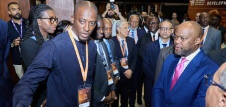 Durant ce séjour, Bakary Séga Bathily a notamment rencontré, entre autres, des associations de la communauté sénégalaise basées dans le royaume, la Directrice adjointe de CBAO, la filiale du groupe financier marocain Attijariwafa et du Président de la Commission Afrique de la Confédération générale des entreprises du Maroc, Abdou Soulèye Diop.