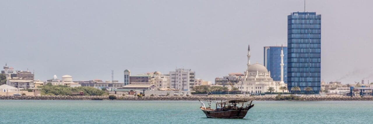 Djibouti maximise les avantages de la ZLECAf pour le secteur privé La Zone de Libre-échange Continentale Africaine (ZLECAf) de par ses bénéfices annoncés d'ouverture des marchés, de diversification économique, d'amélioration de la compétitivité, de promotion des chaînes de valeur régionales et d'attraction des investissements africains et internationaux peut y contribuer de manière substantielle.
