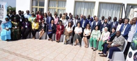 Financé par l’Union Européenne pour une durée de 3 ans (2024-2026), le Programme vise à améliorer et à accroître les flux de financement de l'adaptation provenant des fonds climatiques multilatéraux vers l’Afrique en fournissant de l’assistance technique aux DAE et aux NIE/RIE pour le développement de projets/programmes d’adaptation bien structurés et bancables.