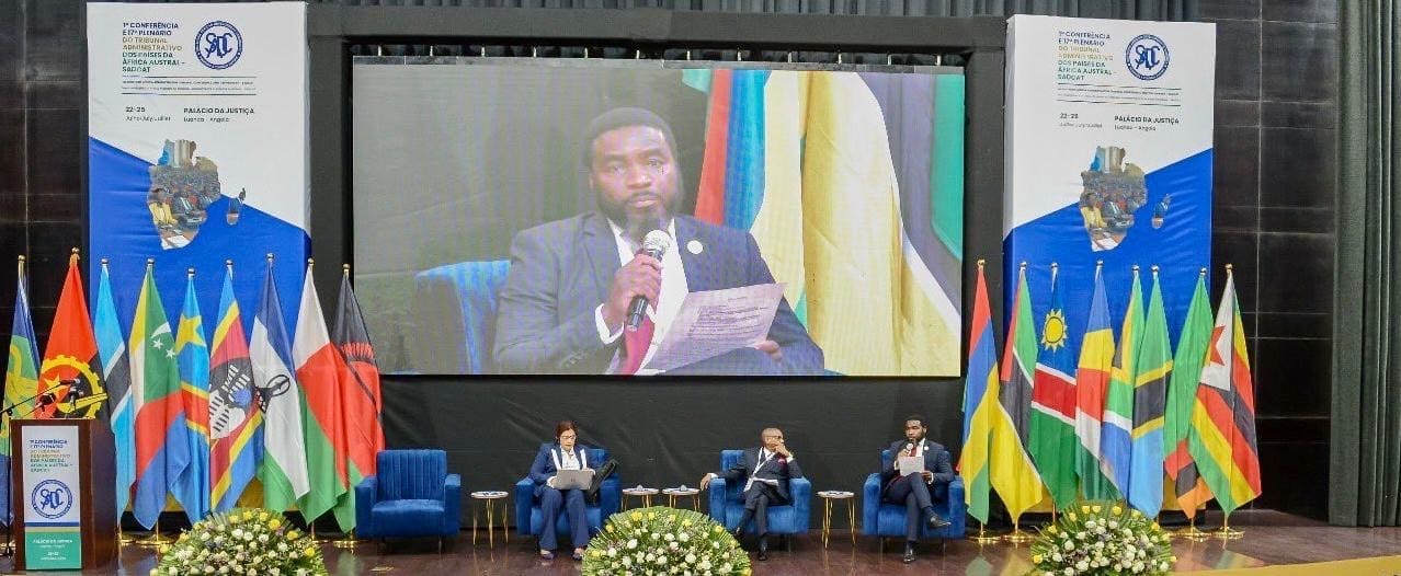 Le 44ème Sommet des chefs d’État de la SADC, le 17 août à Harare Le Sommet des chefs d’Etat de la SADC se tient chaque année et réunit les chefs d'État et de gouvernement des 16 États membres, à savoir l'Angola, Botswana, Comores, République démocratique du Congo (RDC), eSwatini, Lesotho, Madagascar, Malawi, Maurice, Afrique du Sud, Mozambique, Namibie, Seychelles, Tanzanie, Zambie et Zimbabwe.