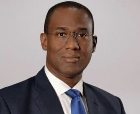 «M. Clarke est un fonctionnaire et un décideur politique exceptionnel, qui a fait ses preuves en matière de renforcement des institutions et de gestion des crises économiques, et qui a conduit l’économie de son pays vers une position plus forte et plus durable. Depuis 2016, il est le principal interlocuteur du FMI dans le cadre de programmes successifs réussis pour la Jamaïque, notamment un mécanisme élargi de crédit, un accord de confirmation de précaution et, plus récemment, une ligne de liquidité de précaution ainsi qu’un mécanisme de résilience et de durabilité, laissant au pays des fondamentaux économiques solides. Nigel apporte également une riche expérience acquise au cours d’une brillante carrière dans le secteur privé», explique Mme Kristalina Georgieva dans un communiqué, Directrice générale du FMI, les raisons de son choix porté sur M. Nigel Clarke