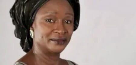 "Le Sénégal va commémorer le 80e anniversaire de l'assassinat des militaires sénégalais qui venaient de participer à la Deuxième Guerre mondiale", a déclaré Yacine Fall à la presse, lors d'une visite à Abidjan, après un entretien avec le Président ivoirien Alassane Ouattara.