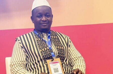 Invité à débattre sur la thématique "Comment fédérer l’investissement privé pour le développement du tourisme africain ? le ministre Moussa Moïse Sylla a salué lors de ce panel, les réformes Institutionnelles opérées dans les secteurs et sous-secteurs de la culture, du tourisme, et de l'artisanat en Guinée. Notamment à travers le renforcement du cadre juridique, la mise en place de mécanisme visant à créer un climat des affaires favorable à l'investissement et la mise en place de mesures incitatives visant à attirer de nouveaux capitaux.