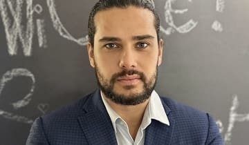 «Chez WiASSUR, nous partageons la vision du groupe AXIAN qui place l'impact positif au cœur de son ADN. Nous croyons fermement que le développement et le bien-être passeront par la mutualisation des risques, un mécanisme essentiel que l'assurance incarne parfaitement. En promouvant des solutions d'assurance accessibles et adaptées, nous souhaitons contribuer à un avenir plus stable et sécurisé pour les individus et les entreprises, permettant ainsi une croissance durable et inclusive », commente Teva Fontaine, CEO de WIASSUR.