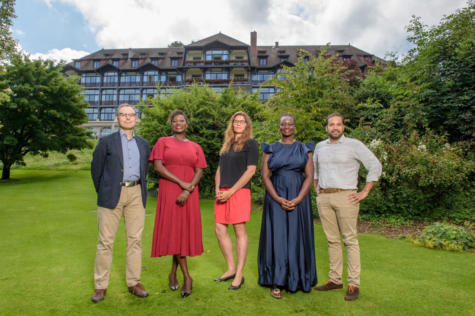 De nouveaux investisseurs de premier plan, dont le Mastercard Foundation Africa Growth Fund, DFC, IFC et ANAVA, se joignent aux premiers investisseurs de clôture "Nous sommes fiers d’annoncer la clôture finale de notre deuxième véhicule d’investissement à 78 millions de dollars, soit 20 % de plus que notre objectif initial promis à Davos", commente Fatoumata Bâ, fondatrice et Présidente exécutive de Janngo Capital. Elle ajoute : "nous sommes particulièrement honorés d’avoir attiré un excellent mélange d’investisseurs de premier plan, africains et mondiaux, institutionnels et privés, à fort impact et motivés par le commerce, pour soutenir notre vision ambitieuse. Au-delà de notre équipe, c’est un signal fort de confiance dans l’écosystème technologique africain et ses solides perspectives de croissance. Nous nous engageons à continuer de soutenir les startups qui définissent leur catégorie en s’appuyant sur la technologie pour aider à faire avancer le développement en Afrique, de manière plus équitable."