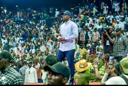 Dette souveraine | Le Sénégal sanctionné par les agences de notation Le livre incriminé a pour titre : " L’idée de la Casamance autonome – Possibles et dettes morales de la situation coloniale au Sénégal", de Séverine Awenengo Dalberto, chercheuse française au Centre national de la recherche scientifique (CNRS).