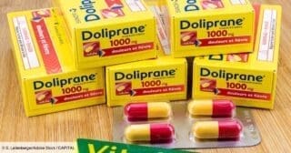 Cette annonce autour de "la plus grosse opération de cette année dans le secteur pharmaceutique en Europe", selon Grégoire Kounowski, conseiller en investissements chez Norman K, n'avait aucune incidence sur le titre Sanofi vendredi 11 octobre à la Bourse de Paris. Selon le journal économique Les Echos, le potentiel repreneur américain a offert plus de 15 milliards d'euros pour mettre la main sur Opella, qui se revendique numéro trois mondial des médicaments sans ordonnance, vitamines, minéraux et compléments alimentaires. Ce projet de séparation avait été annoncé il y a presque un an pour permettre à Sanofi d'accélérer dans l'innovation et de se positionner en champion de l'immunologie et à Opella de se concentrer sur son domaine, considéré plus proche d'une logique de consommation que de la pharmacie.