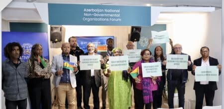 Au final, les pays africains auront peu pesé par rapport à l’armée de lobbyistes des industries fossiles, présents en masse à Bakou (plus de 1700 !) et vis-à-vis de gouvernements occidentaux contraints par des difficultés économiques et des opinions publiques à forte tendance nationaliste. Certes, l’engagement d’une aide d’au moins 300 milliards de dollars par an jusqu’en 2035 représente un progrès par rapport aux 100 milliards de dollars par an de l'objectif précédent. Mais on est bien loin des 2400 milliards annuels espérés pour accompagner les pays du Sud vers la transition énergétique et l’adaptation aux risques climatiques.
