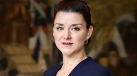 «Le GIABA a montré un fort engagement dans la lutte contre le blanchiment d'argent, le financement du terrorisme et le financement de la prolifération, avec l’achèvement de son cycle d'évaluations mutuelles», déclare Elisa de Anda Madrazo à son arrivée à Freetown avant la réunion de demain.