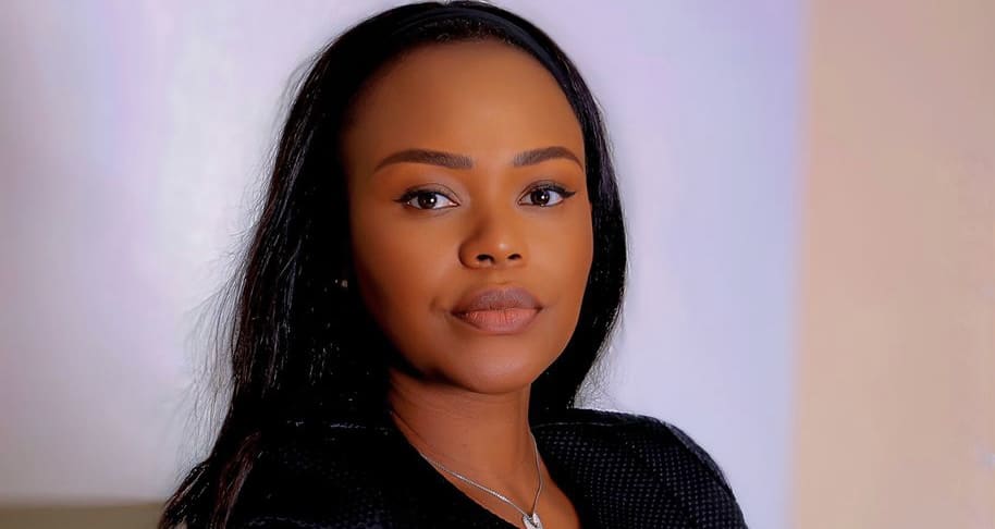 Nomination | Audrey Koffi devient Directrice du développement commercial et de la transformation d’Orange Bank Africa «Cette mission est pour moi un nouveau défi passionnant. Je reste engagée à participer à l’édification d’une banque solide, qui met toujours le client au cœur de son modèle. Ensemble, avec nos équipes et partenaires, nous allons continuer à innover et bâtir un avenir financier plus équitable pour les populations, grâce à des solutions toujours plus simples et accessibles», déclare Audrey Koffi, Directrice du développement commercial et de la transformation d’Orange Bank Africa. Et Jean-Louis Mennan-Kouamé, Directeur Général d’Orange Bank Africa de saluer cette nomination : «Audrey Koffi incarne les valeurs d’excellence et d’agilité qui définissent Orange Bank Africa. Son leadership et sa connaissance des dynamiques économiques et sociales de la région seront des atouts déterminants pour accélérer notre impact en matière d’inclusion financière.»