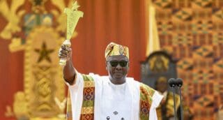 Ghana | Le nouveau président John Dramani Mahama prête serment "Ma réélection est un événement historique qui vaut la peine d'être répété", a déclaré le nouveau président de 66 ans lors de son investiture devant une large foule rassemblée sur la place de l'Indépendance arborant les couleurs verte, rouge, noire et blanche de son parti, le National Democratic Congress (NDC).
