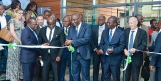 Cette initiative a été annoncée par le ministre du Commerce et de l'Industrie, Souleymane Diarrassouba, lors des Journées ivoiriennes de la protection intellectuelle et de l'innovation. Le riz et la mangue Kent devraient obtenir une indication géographique protégée (IGP), tandis que le beurre de karité sera labellisé par une marque collective auprès de l'Organisation africaine de la propriété intellectuelle (OAPI).