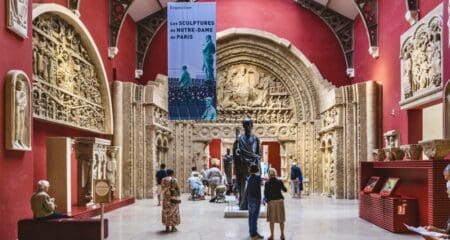 Pour que Paris redevienne la capitale de l’amour des sciences et des découvertes, la France pourrait valoriser avec des pays européens partenaires la contribution de femmes de sciences comme Lucie Randoin au pavillon des femmes de l'Exposition universelle d'Osaka.