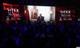 La cérémonie d’ouverture de ce grand événement, placé sous le Haut Patronage du Roi Mohammed VI, a été marquée par une intervention vidéo préenregistrée du Chef du gouvernement, Aziz Akhannouch, et la présence de membres du gouvernement, d'investisseurs nationaux et internationaux, de représentants d’institutions gouvernementales, de conférenciers et de personnalités de divers horizons.