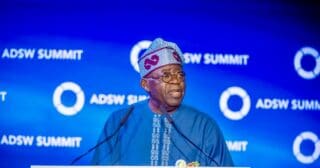 Le géant d’Afrique ambitionne de se positionner en tant que destination de choix pour les investissements climatiques intelligents à travers la mise en place d'un Fonds d'investissement dédié, qui servira de plateforme pour attirer les capitaux publics et privés et financer des solutions énergétiques propres à grande échelle”, a déclaré mercredi le Président nigérian, Bola Ahmed Tinubu.