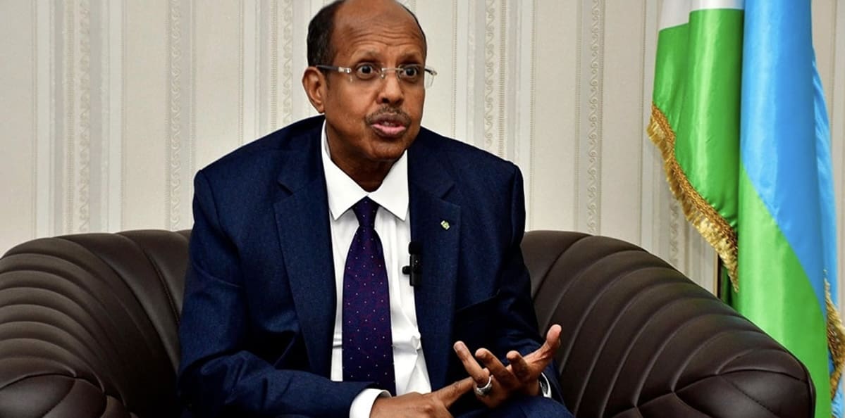 Afrique-USA | L’UA dénonce les droits de douane américains qui « menacent des décennies de commerce et de coopération » L'UA "exhorte les États-Unis à reconsidérer cette décision qui menace des décennies de commerce et de coopération mutuellement bénéfiques", a affirmé dans un message transmis à l'AFP Nuur Mohamud Sheekh, porte-parole du président de la Commission de l'UA.