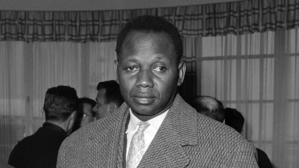 Sénégal | Le boulevard Général De Gaulle rebaptisé Mamadou Dia M. Dia est un ancien homme politique sénégalais qui a joué un rôle déterminant dans l’accession du Sénégal à l’indépendance.