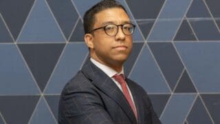 Basé à Casablanca et fondé en 2017, Corporate Value Advisory est un cabinet de conseil, spécialisé dans l’accompagnement stratégique, la conduite de projets de transformation, l’évaluation financière, l’audit et le conseil fiscal. Dirigé par Marouane Mouafir, Expert-comptable diplômé en France et lauréat du groupe ISCAE, le cabinet a mené à bien plus de 140 projets de transformation au profit de clients publics et privés, au Maroc et dans la région.