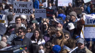 L'effort financier pour accueillir des chercheurs américains «doit se faire au niveau européen», a estimé samedi le ministre français de la Recherche Philippe Baptiste, avant une «réunion de la communauté européenne de la recherche» prévue le 5 mai à Paris. «C'est un effort qui est collectif et je pense que le bon effort, il doit se faire au niveau européen», a déclaré le ministre de l'Enseignement supérieur de la Recherche sur Franceinfo.