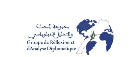 Le GRAD, fondé par d’anciens ambassadeurs et directeurs de l’administration centrale, réunit des personnalités chevronnées du monde diplomatique. Leur objectif : mettre leur expertise au service d’une meilleure compréhension des enjeux géopolitiques contemporains. En moins d’un an, ce groupe s’est imposé comme une référence dans l’analyse stratégique à l’échelle internationale.