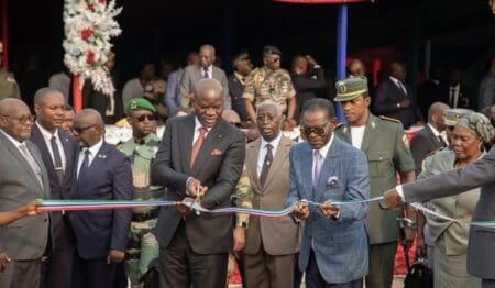 Gabon-Guinée équatoriale | Contentieux territorial : Libreville perd à la Haye face à Malabo Le conflit autour de Mbanié et des deux petites îles voisines de Cocotiers et Conga est tombé dans l’oubli jusqu’au début des années 2000, lorsque la perspective du pétrole a ravivé l’intérêt pour le Golfe de Guinée. Après des années de médiation des Nations Unies, le Gabon et la Guinée équatoriale, tous deux importants producteurs de pétrole, ont signé en 2016 un accord qui permettrait finalement à la Cour internationale de justice de régler ce contentieux territorial.