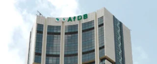 La Banque africaine de développement (BAD) vient de publier un Appel à manifestation d’intérêt pour la conception et la mise en œuvre d’un Hub ESG africain, une plateforme digitale panafricaine destinée à structurer, fiabiliser et valoriser les données environnementales, sociales et de gouvernance du continent.