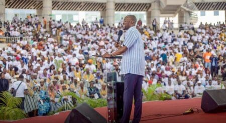 614 milliards de dollars, c’est la somme astronomique que la violence fait perdre chaque année à l’économie de l’Afrique sub- saharienne. Un chiffre qui représente plus d’une fois et demie le PIB de puissances économiques comme le Nigeria ou l'Afrique du Sud. Ce manque à gagner colossal équivaut également à plus de 17 fois les budgets combinés de la santé et de l'éducation des quinze (15) pays de la Communauté économique des États de l'Afrique de l'Ouest (CEDEAO).