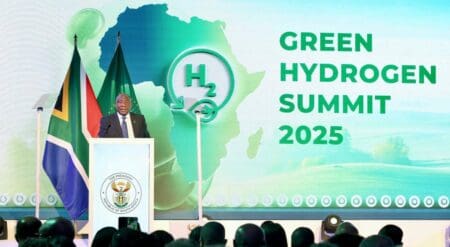Réunis sous le thème «Libérer le potentiel de l'hydrogène vert de l'Afrique pour une croissance durable,» les intervenants ont souligné la nécessité pour le continent d’adopter une approche plus alignée, coordonnée et ambitieuse, guidée par ses propres priorités de développement et dans le respect des principes multilatéraux.