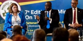 Placé sous le thème «S’unir pour la prospérité : maximiser les bénéfices des richesses géologiques de l’Afrique,» cet événement de deux jours réunit des leaders de l’industrie, investisseurs, décideurs politiques et innovateurs pour promouvoir un secteur minier africain compétitif à l’échelle mondiale et fondé sur la durabilité.
