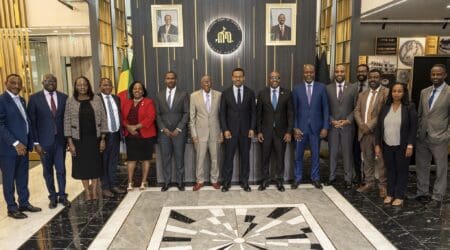 «La NBE (National Bank of Ethiopia) est très heureuse de déclarer que le secteur bancaire éthiopien est désormais ouvert à la participation étrangère et que les demandes de licences des banques et investisseurs étrangers peuvent être déposées à partir d'aujourd'hui.»