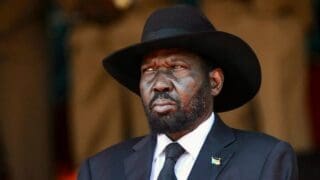 Soudan du Sud | Limogeage surprise du patron de l’armée Le Général Paul NMang Majok était à la tête de l'armée alors que les combats faisaient rage entre l'armée et l'Armée blanche, une milice ethnique composée en grande partie de jeunes Nuer, déclenchant la dernière crise politique qui secoue le pays. «Il existe une tradition selon laquelle,