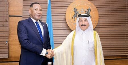 Cette grande tournée africaine dans 10 pays du Prince Cheikh Al Mansour Bin Jabor Bin Jassim Al Thani à Kinshasa a commencé par la République démocratique du Congo (RDC). Il se rendra ensuite en Centrafrique, en Tanzanie, au Burundi, en Zambie, au Botswana, au Mozambique, au Zimbabwe, en Angola et au Gabon.