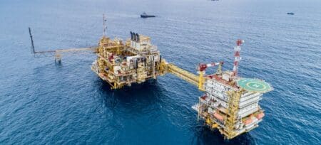 Premier producteur de l’or noir en Afrique, le Nigeria a vu sa production s'établir à un plus haut niveau depuis novembre dernier et ce, grâce au renforcement de la sécurité autour des infrastructures pétrolières, a précisé lundi le directeur de la Commission nigériane de réglementation du pétrole en amont (NUPRC), cité par les médias.