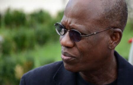 Dans sa lettre à la jeunesse sénégalaise, Sall rappelle que chaque citoyen est «une espérance, une étoile qui brille.» Ce message, qui parle à la jeunesse francophone des cinq continents, traduit sa volonté d’associer société civile et nouvelles générations aux dynamiques de l’OIF – condition essentielle pour renouveler et rendre pertinente l’action de l’organisation. Le retrait annoncé du Mali, du Niger et du Burkina Faso en mars 2025 a révélé les tensions politiques et diplomatiques croissantes avec certains pays membres. Cette rupture interroge le rôle, les limites et l’avenir d’une OIF confrontée à un monde multipolaire, plus concurrentiel et traversé par des fractures internes et régionales.