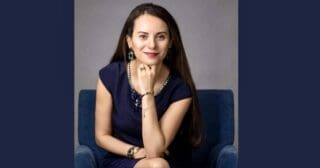 Maroc | Nomination : Hajar Alafifi prend la tête d’OCP Africa Dotée d’une solide expérience acquise au sein d’un grand groupe international classé au Fortune 500, Hajar Alafifi a dirigé des projets de transformation à grande échelle et accompagné des trajectoires de développement dans des environnements complexes. Son parcours est également marqué par un engagement affirmé en faveur de la durabilité et des pratiques ESG, des priorités désormais au cœur de la stratégie d’OCP Africa.