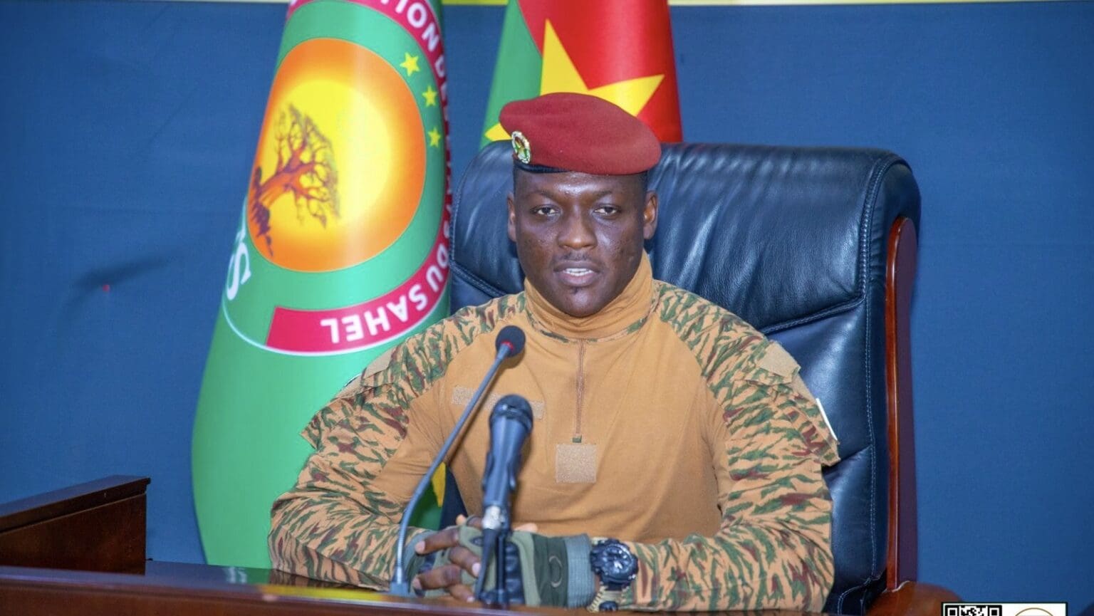 Ouagadougou | Investir au Burkina : le Capitaine Traoré se porte garant Cette première édition a mis à l’honneur la République Populaire de Chine en tant qu’invitée d’honneur, tandis que le Mali, le Niger et le Ghana ont été conviés en qualité de pays invités spéciaux. Cette ouverture diplomatique témoigne de la volonté affirmée du Burkina Faso d’établir des partenariats stratégiques diversifiés et pérennes.