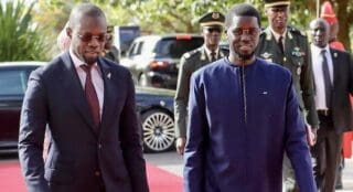 Financement| Le FMI relance la confiance autour du Sénégal : les marchés applaudissent Les marchés financiers ont accueilli avec enthousiasme la décision du Fonds monétaire international d’examiner officiellement, ce vendredi 3 octobre, le dossier du «misreporting» budgétaire du Sénégal. En réponse, l’eurobond 2028 du pays, assorti d’un coupon de 4,75 %, a bondi à la Bourse de Francfort, enregistrant une hausse spectaculaire de +3,24 % en une seule séance pour atteindre 90,15 - une progression de près de 17 % depuis son plus bas du 10 juillet.